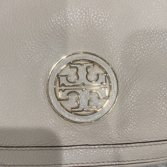 Tory Burch ivory crossbody bag - Picture 3 of 12